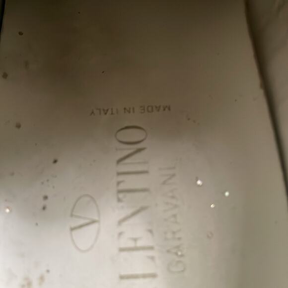 VALENTINO GARAVANI Glitter Flycrew Sneakers - Picture 9 of 16